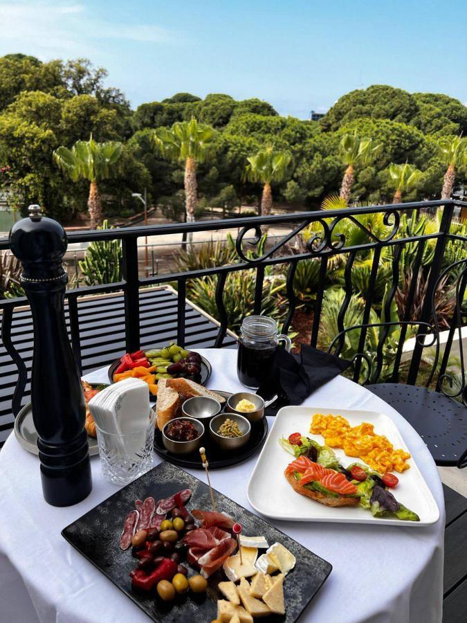 Unique Boutique Hotel Antibes Juan-Les-Pins Экстерьер фото
