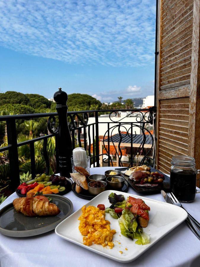 Unique Boutique Hotel Antibes Juan-Les-Pins Экстерьер фото